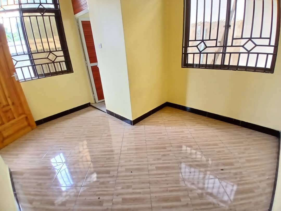 Chumba Master Sebule Na Jiko